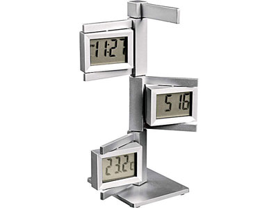 Погодная станция «Указатель»: два циферблата для указания времени в разных часовых поясах, термометр