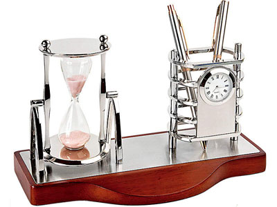 Настольный прибор  Цюрих: подставка под ручки с часами, песочные часы