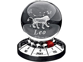 Десижн-мейкер со стеклянным шаром и знаком зодиака Лев